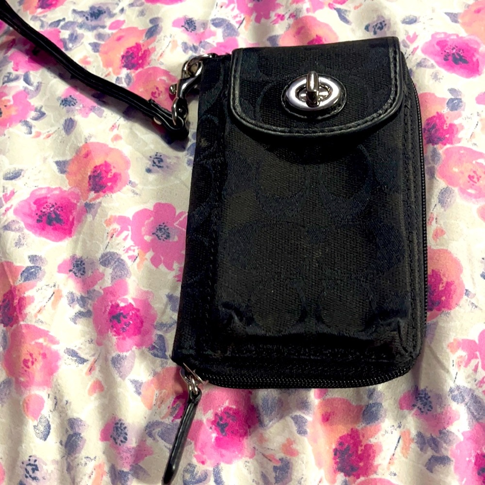 Coach wallet wristlet used a few times